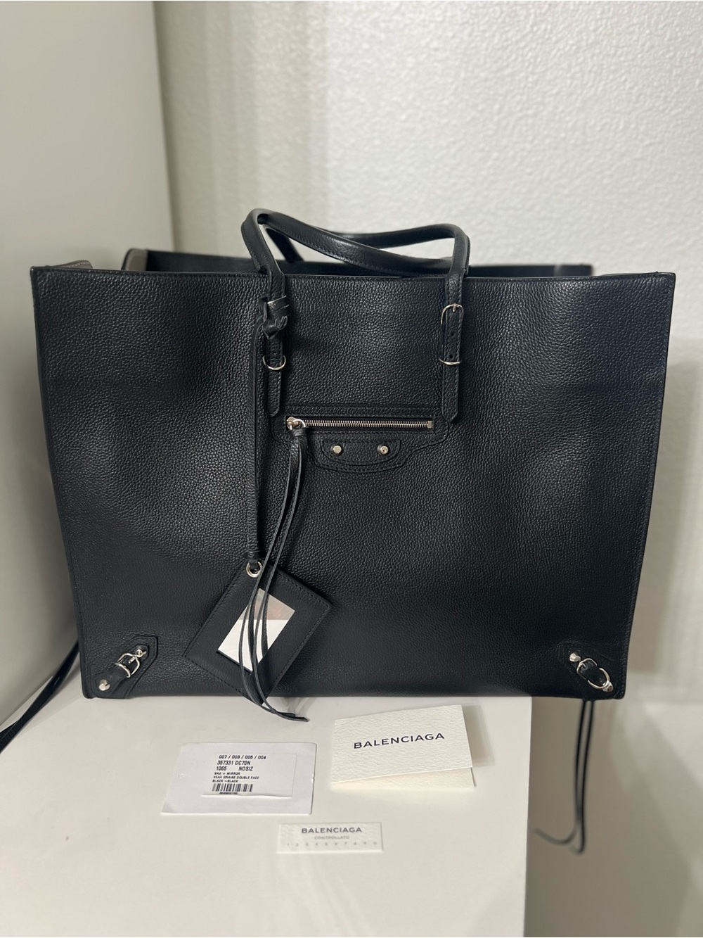 Balenciaga Black Leather Tote with Zip Pocket